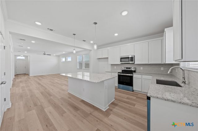 8010 Timber Hollow Lane, Temple, TX 76502