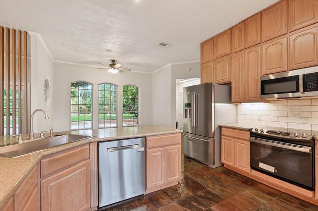 10147 Lewis Creek Circle, Willis, TX 77318