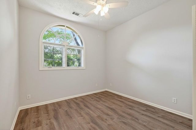 10147 Lewis Creek Circle, Willis, TX 77318