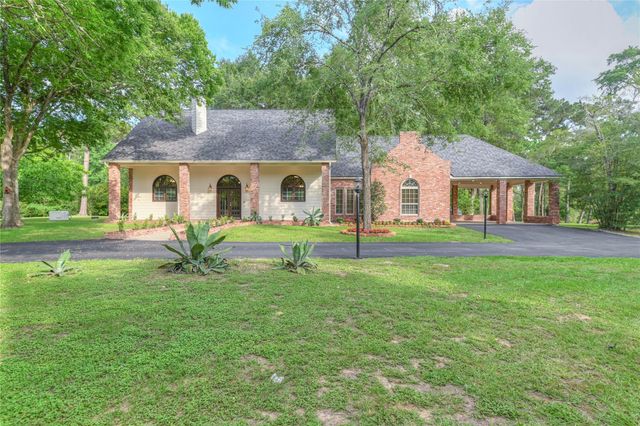10147 Lewis Creek Circle, Willis, TX 77318