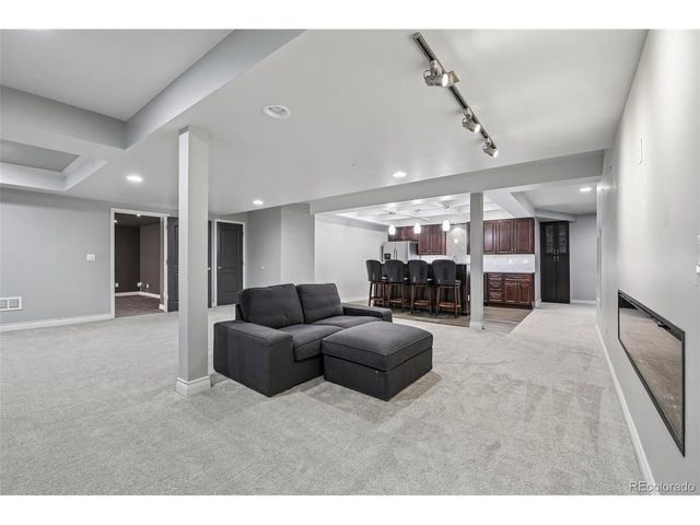 1282 Ptarmigan Ct, Lafayette, CO 80026