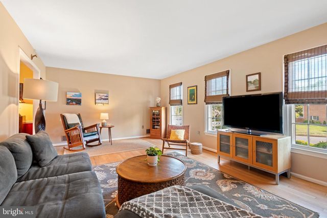 1920 WINDMILL LN, Alexandria, VA 22307
