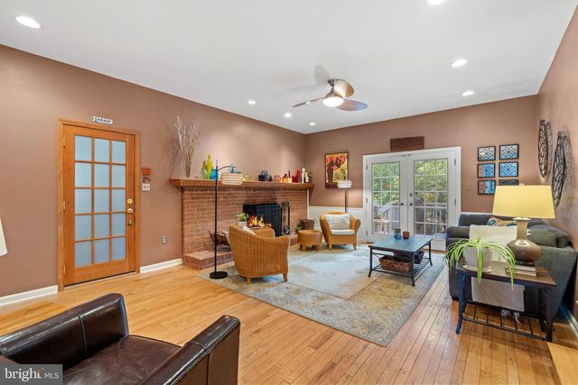1920 WINDMILL LN, Alexandria, VA 22307