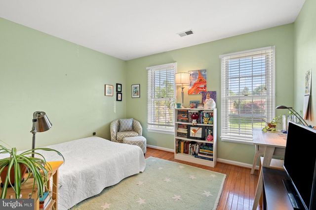 1920 WINDMILL LN, Alexandria, VA 22307