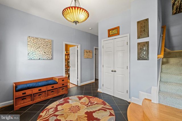 1920 WINDMILL LN, Alexandria, VA 22307