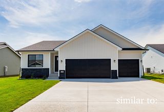 1618 22nd Avenue SE, Altoona, IA 50009