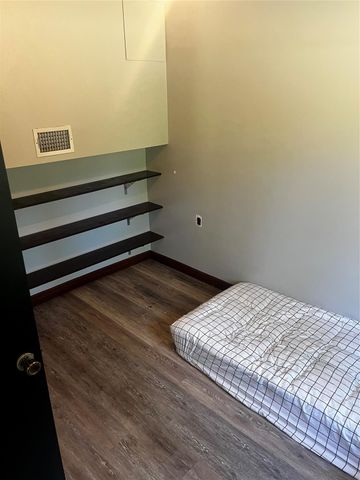 401 Crystal Creek Drive, Livingston, TX 77351