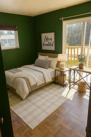 401 Crystal Creek Drive, Livingston, TX 77351