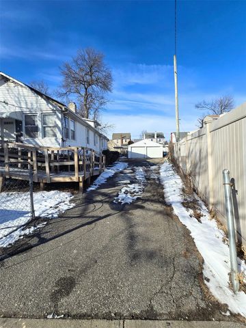 27 Midwood Street, Hempstead, NY 11550