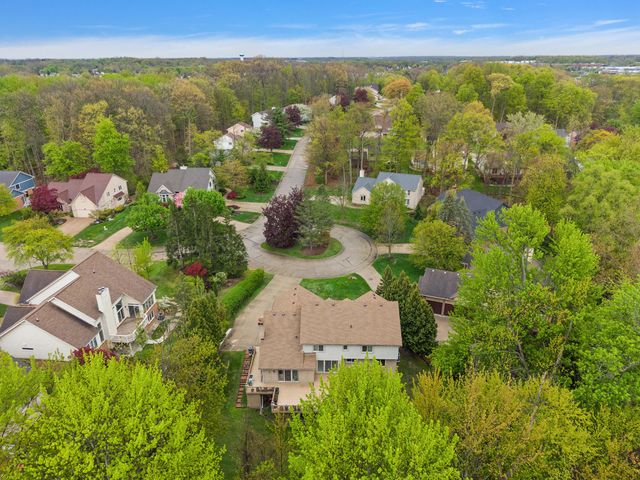 30521 Knighton Drive, Farmington Hills, MI 48331