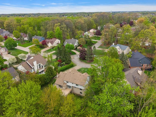 30521 Knighton Drive, Farmington Hills, MI 48331