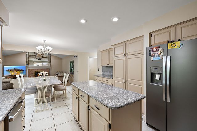 30521 Knighton Drive, Farmington Hills, MI 48331