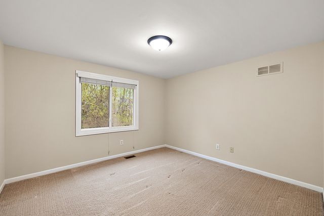 30521 Knighton Drive, Farmington Hills, MI 48331