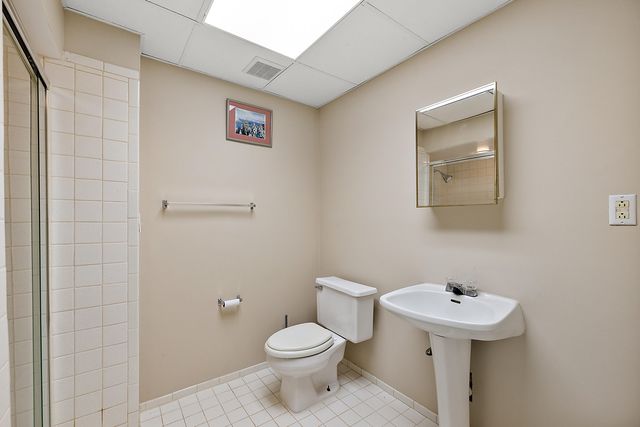 30521 Knighton Drive, Farmington Hills, MI 48331