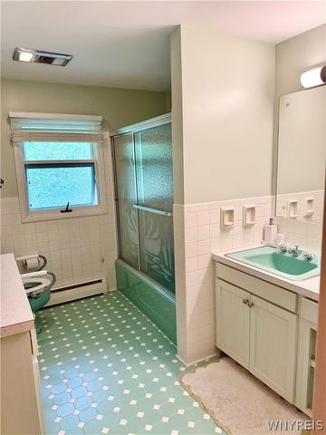 5287 Willow Lake Court, Clarence, NY 14031