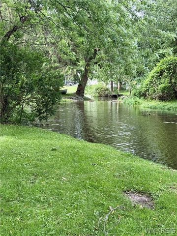5287 Willow Lake Court, Clarence, NY 14031