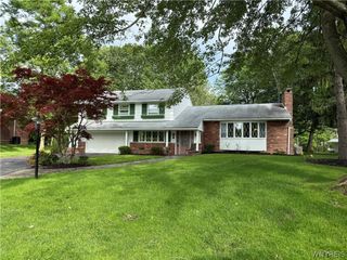 5287 Willow Lake Court, Clarence, NY 14031