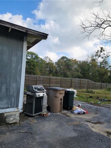 1325 North Drive, Mobile, AL 36605