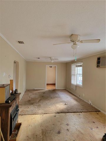 1325 North Drive, Mobile, AL 36605