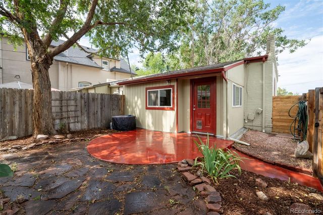 1400 S Logan Street, Denver, CO 80210
