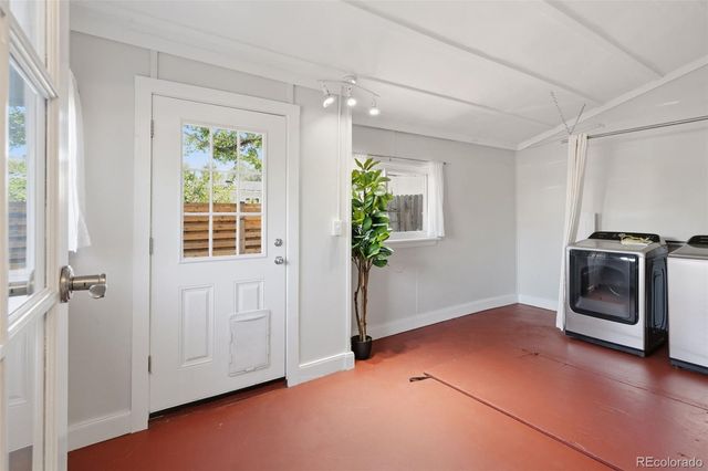 1400 S Logan Street, Denver, CO 80210