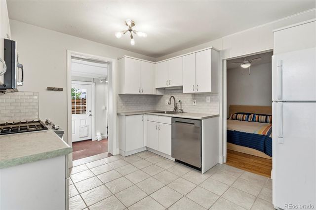 1400 S Logan Street, Denver, CO 80210
