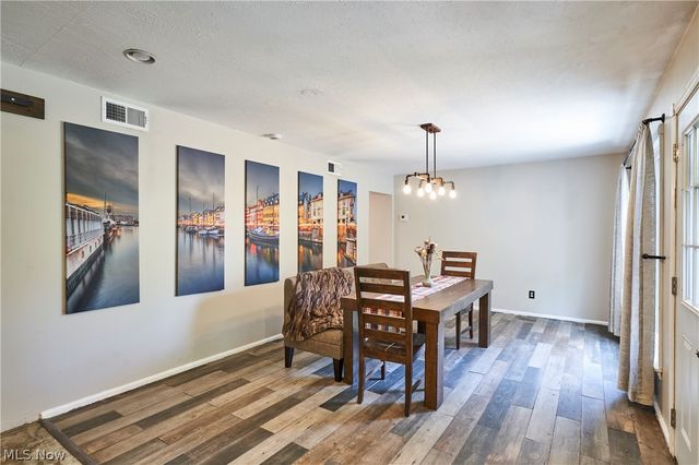 780 Bates Road, Rocky River, OH 44116