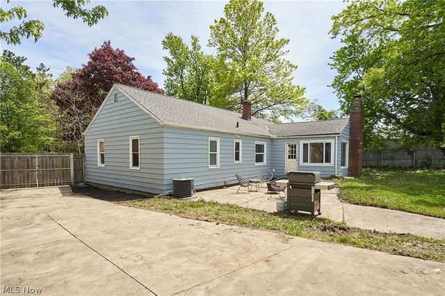 780 Bates Road, Rocky River, OH 44116