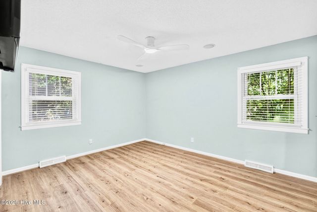 102 La Salle Street, Wilmington, NC 28411