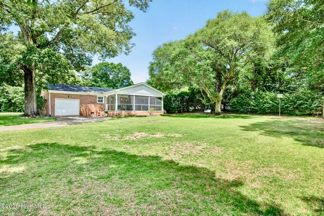 102 La Salle Street, Wilmington, NC 28411