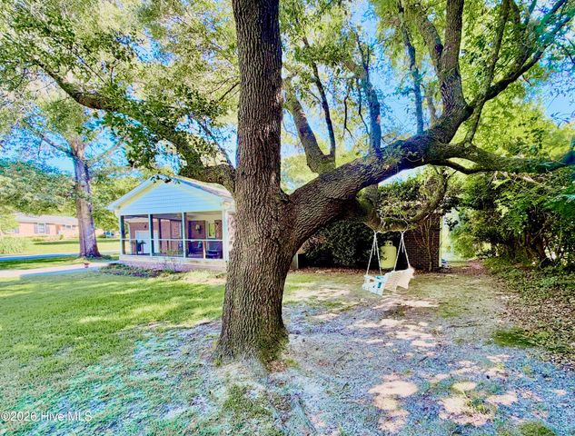 102 La Salle Street, Wilmington, NC 28411