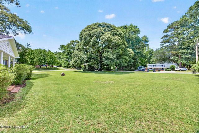 102 La Salle Street, Wilmington, NC 28411