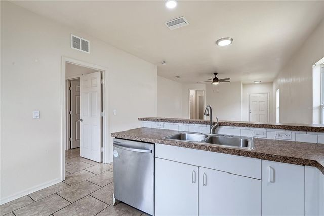 3520 17TH STREET COURT E, Bradenton, FL 34208