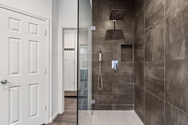 5948 Lomita Verde CIR, Austin, TX 78749