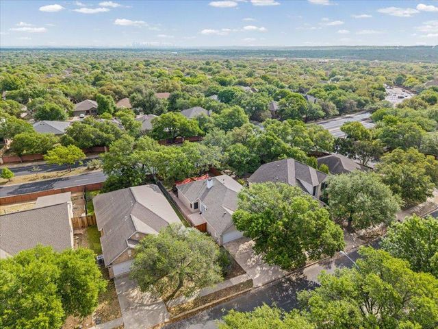 5948 Lomita Verde CIR, Austin, TX 78749