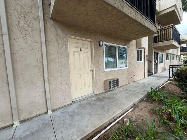 9860 Dale D8, Spring Valley, CA 91977