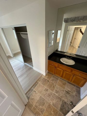 9860 Dale D8, Spring Valley, CA 91977