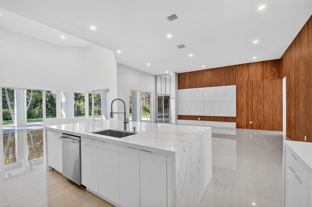 6401 Park Lane W, Lake Worth, FL 33449