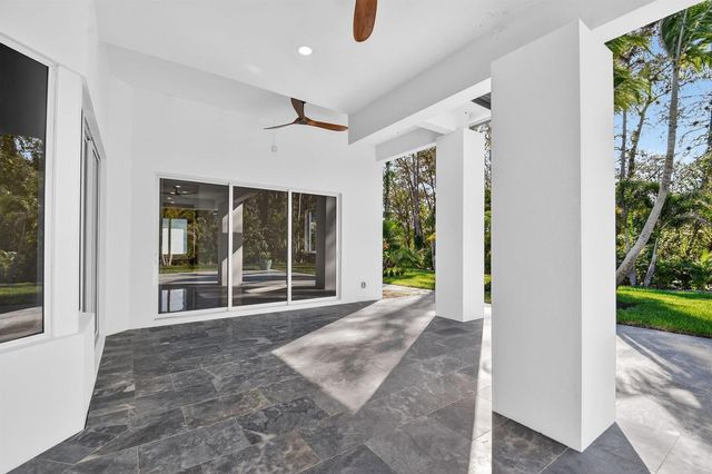 6401 Park Lane W, Lake Worth, FL 33449