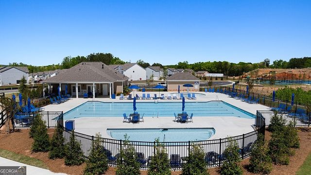 98 King Village, Braselton, GA 30517