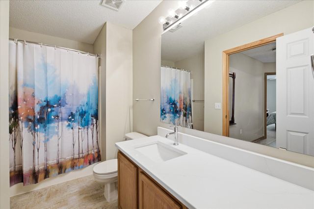 14211 Xenon Street NW 11, Ramsey, MN 55303