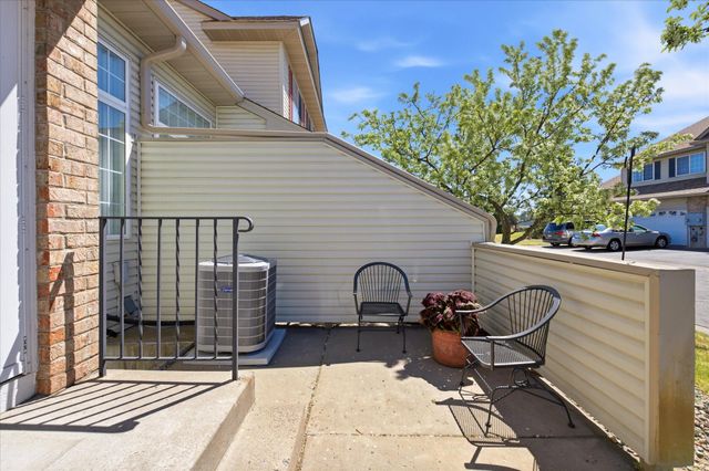 14211 Xenon Street NW 11, Ramsey, MN 55303