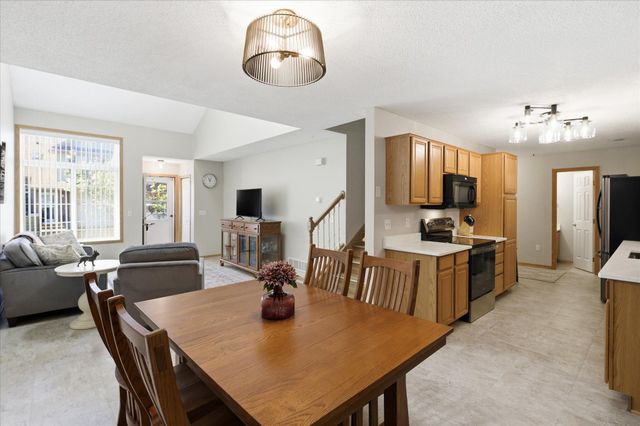 14211 Xenon Street NW 11, Ramsey, MN 55303