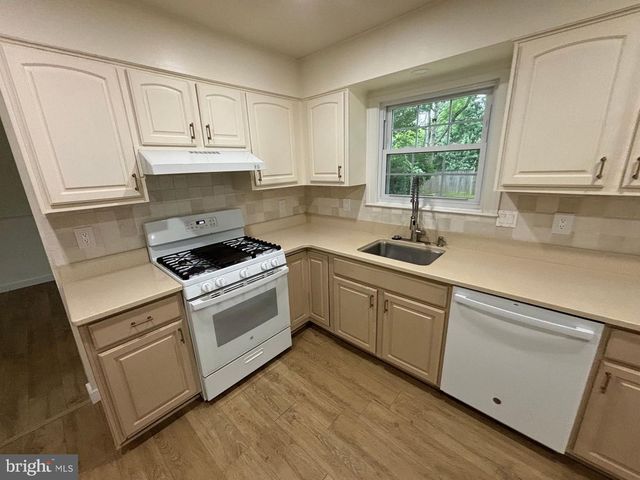 18428 GARDENIA WAY, Gaithersburg, MD 20879