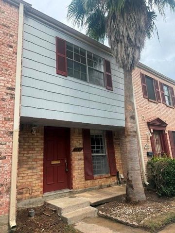 7818 Grove Ridge Drive, Houston, TX 77061