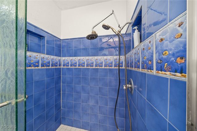 813 105th AVE N, Naples, FL 34108