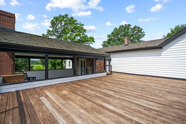 1975-A Georgetown Road, Paris, KY 40361