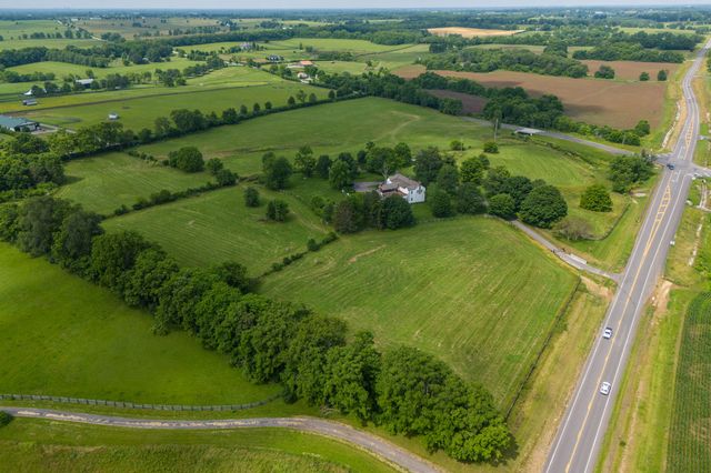 1975-A Georgetown Road, Paris, KY 40361