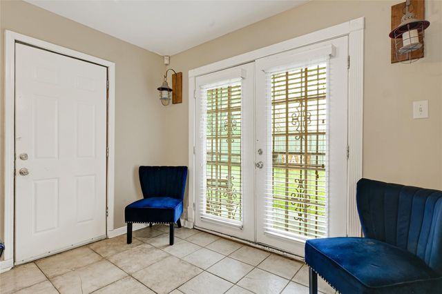 5843 Kenilwood Drive, Houston, TX 77033