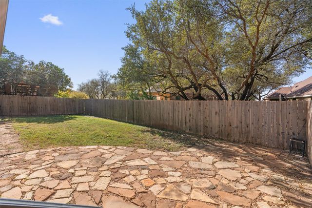 407 Red Hawk DR, Leander, TX 78641